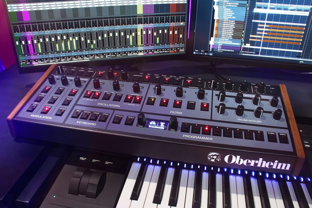 Oberheim OB-X8 Desktop Module