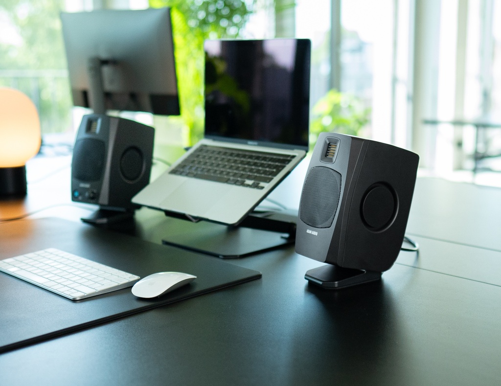 ADAM Audio D3V (fekete)