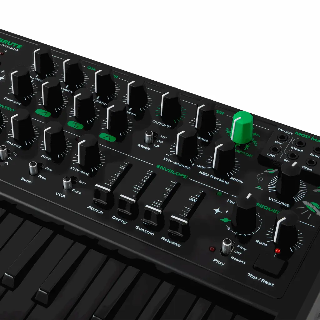 MICROBRUTE_BLACK_DETAIL_3_A.webp