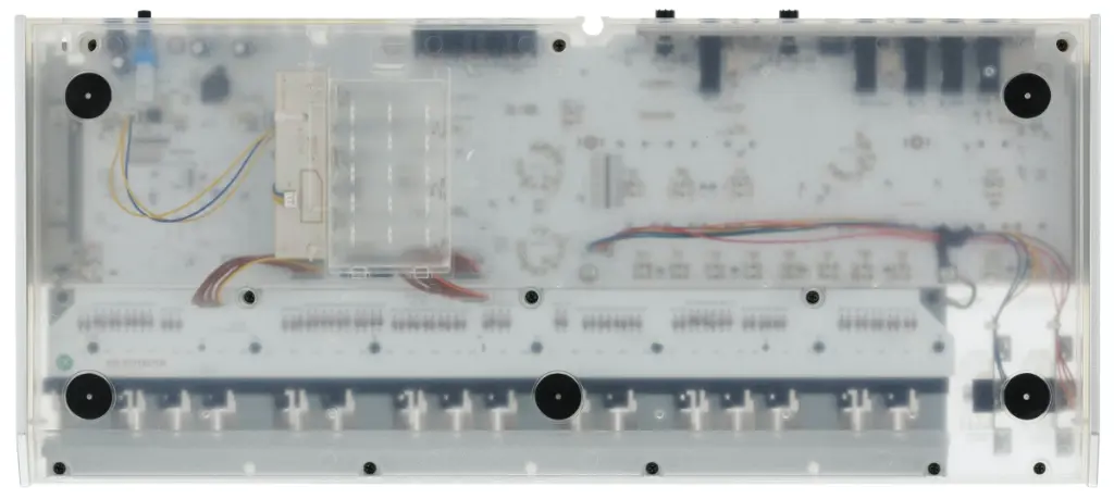 microKORG_CR_back_resized.webp