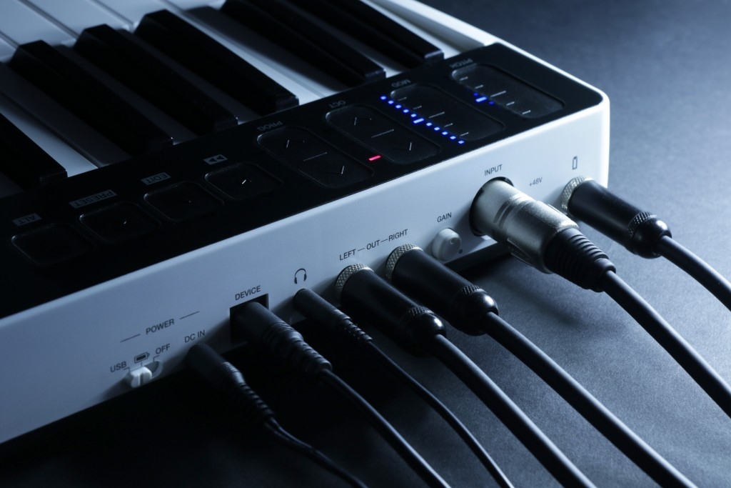 iRig Keys I/O 25